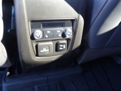 Used 2018 Buick Enclave Premium w/ Experience Buick Package image 11