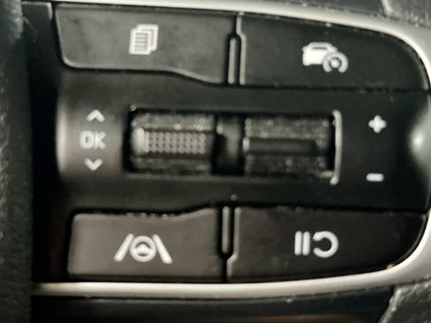Used 2023 Kia Sportage LX AWD/4WD image 10