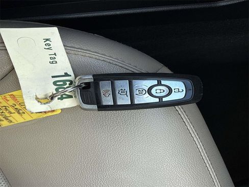 Used 2022 Ford Explorer Limited w/ Equipment Group 301A image 35