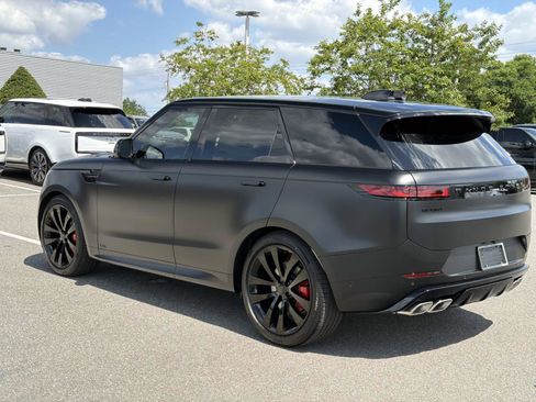 New 2026 Land Rover Range Rover Sport Dynamic SE AWD/4WD image 3