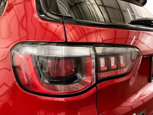 Used 2018 Jeep Compass Sport w/ Tech Group AWD/4WD image 28