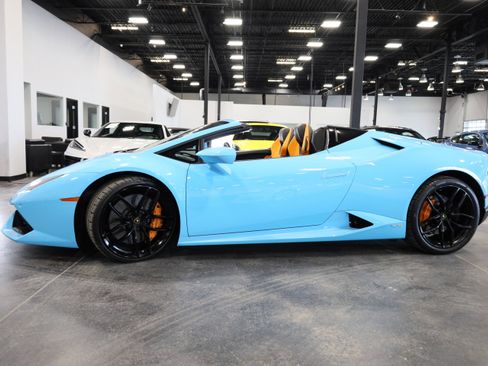 Used 2017 Lamborghini Huracan LP 610-4 image 10
