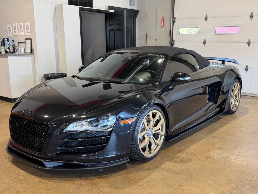 Used 2012 Audi R8 V10 AWD/4WD image 1