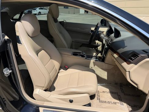 Used 2010 Mercedes-Benz E 550 Coupe image 15
