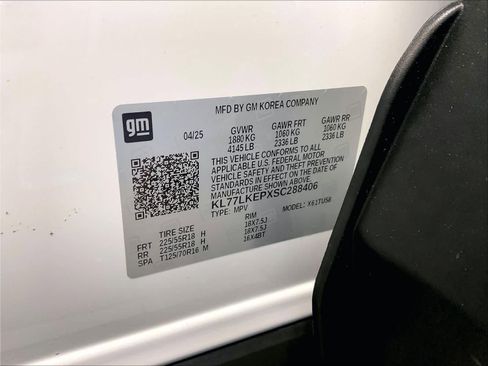 Used 2025 Chevrolet Trax ACTIV w/ Driver Confidence Package FWD image 36