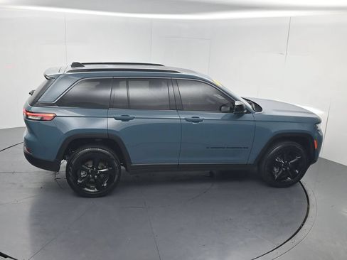 Used 2026 Jeep Grand Cherokee Limited w/ Limited Altitude Package AWD/4WD image 61