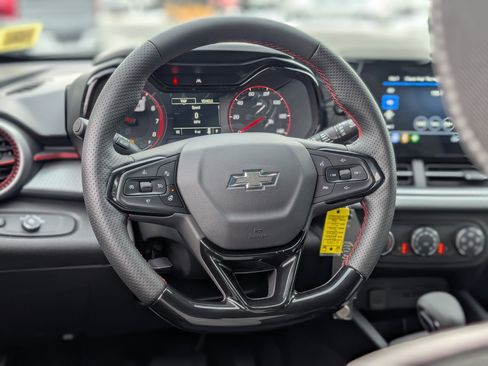 New 2026 Chevrolet Trax RS w/ Driver Confidence Package image 15