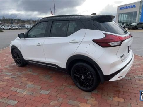 Used 2024 Nissan Kicks SR image 7