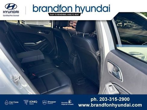 Used 2019 Mercedes-Benz GLA 250 4MATIC image 25