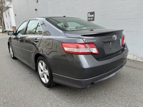 Used 2011 Toyota Camry SE w/ SE Extra-Value Pkg #1 image 8