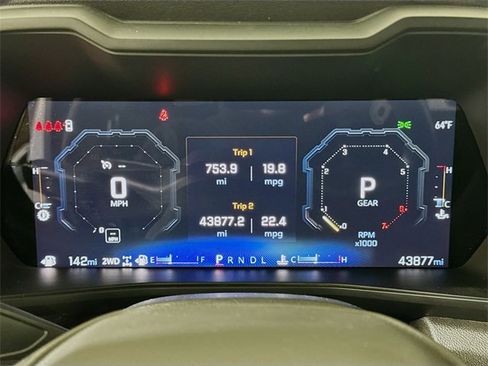 Used 2024 Chevrolet Colorado W/T image 10