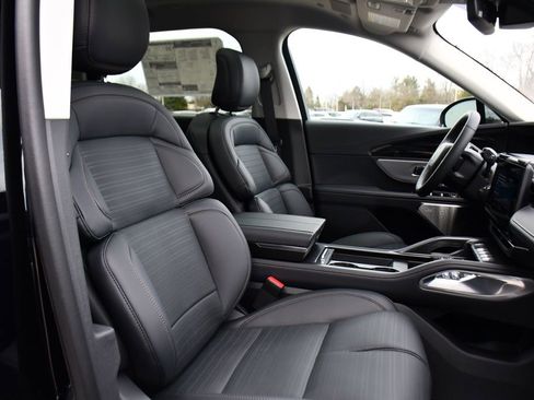 New 2026 Lincoln Nautilus Reserve AWD/4WD image 15