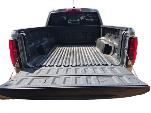 Used 2024 Chevrolet Colorado W/T w/ WT Convenience Package II AWD/4WD image 14