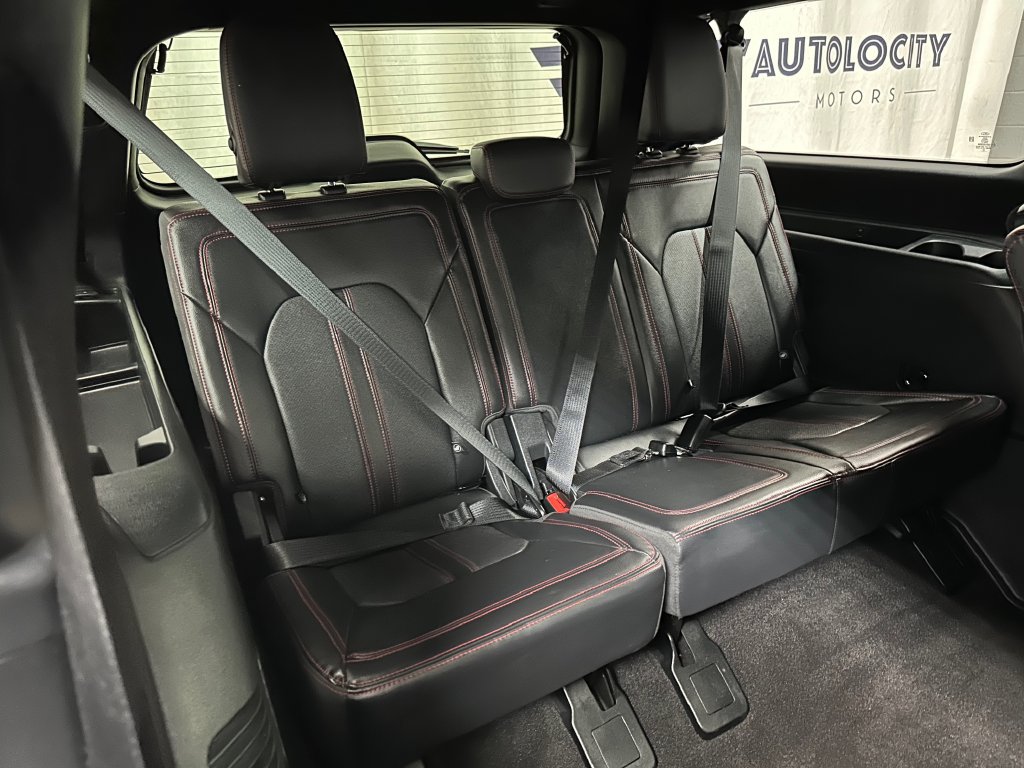 Used 2023 Ford Expedition Max Limited AWD/4WD image 22