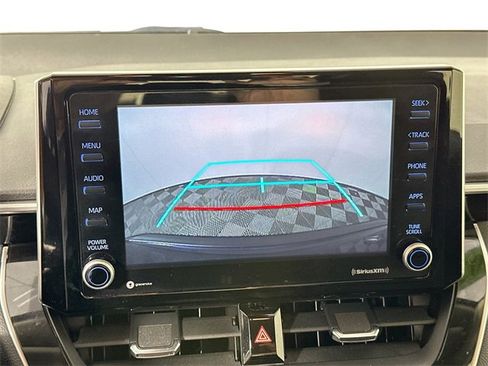 Used 2022 Toyota Corolla LE image 12
