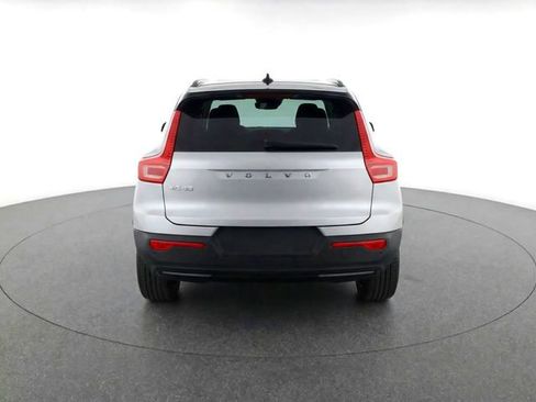 Used 2023 Volvo XC40 Recharge Ultimate w/ Protection Package Premier image 7