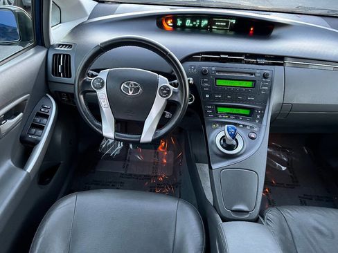 Used 2010 Toyota Prius Five image 19
