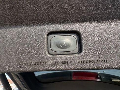 Used 2015 Ford Explorer XLT w/ Equipment Group 202B image 40