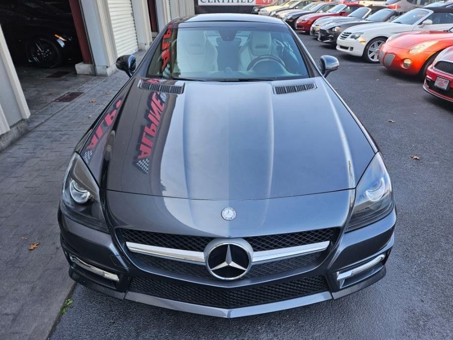 Used 2013 Mercedes-Benz SLK 250 image 9