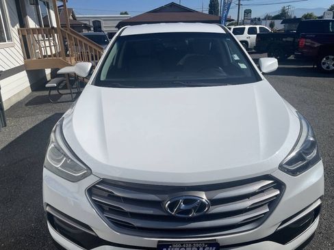 Used 2017 Hyundai Santa Fe Sport AWD/4WD image 3