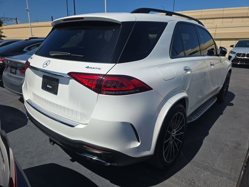 Used 2021 Mercedes-Benz GLE 350 4MATIC image 4