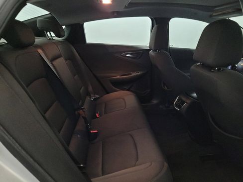 Used 2021 Chevrolet Malibu LT FWD image 19