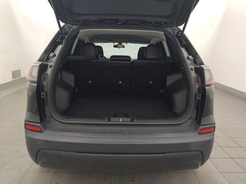 Used 2020 Jeep Cherokee Latitude Plus FWD image 29
