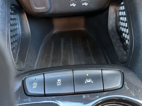 Used 2025 Chevrolet TrailBlazer LT image 25