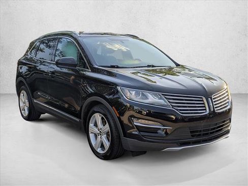 Used 2018 Lincoln MKC Premiere FWD image 3