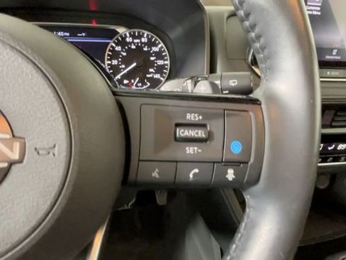 Used 2023 Nissan Rogue SL AWD/4WD image 26