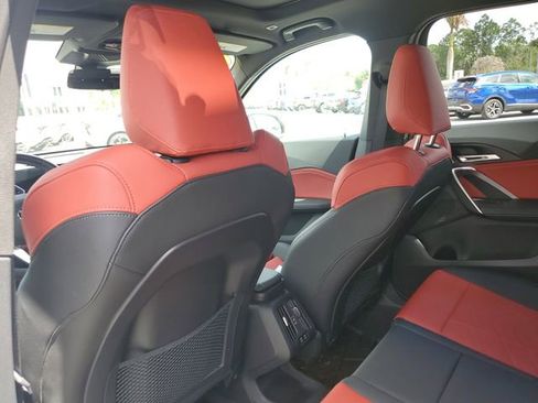 Used 2023 BMW X1 xDrive28i AWD/4WD image 12