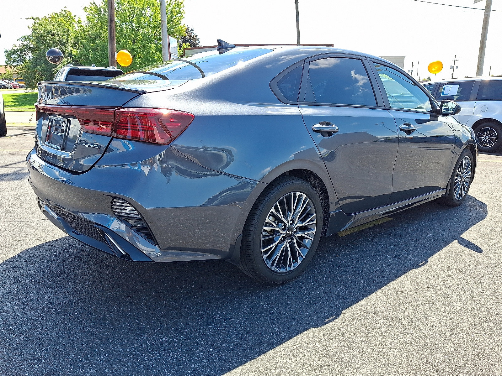 Used 2023 Kia Forte GT-Line w/ GT-Line Technology Package FWD image 6