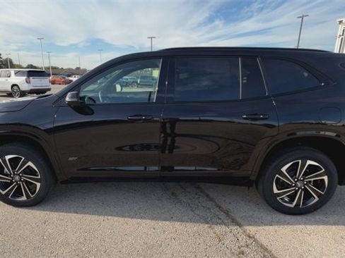 New 2026 Buick Enclave Sport Touring w/ Power Package image 38