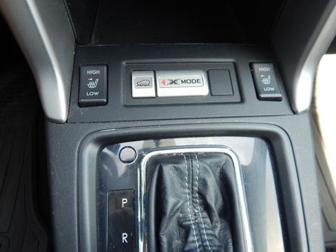 Used 2015 Subaru Forester 2.5i Touring w/ Eyesight & Navigation System AWD/4WD image 26