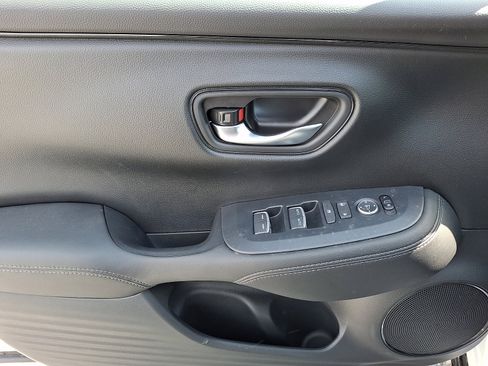New 2026 Honda HR-V EX-L image 8