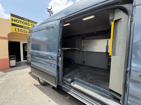 Used 2020 Ford Transit 250 148 High Roof Extended RWD image 7