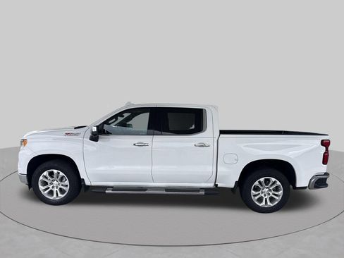 Used 2023 Chevrolet Silverado 1500 LTZ w/ LTZ Premium Package AWD/4WD image 3