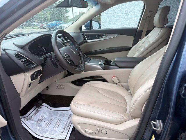Used 2018 Lincoln MKX Select w/ Select Plus Package FWD image 13