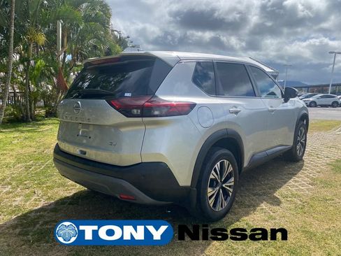 Used 2023 Nissan Rogue SV FWD image 7