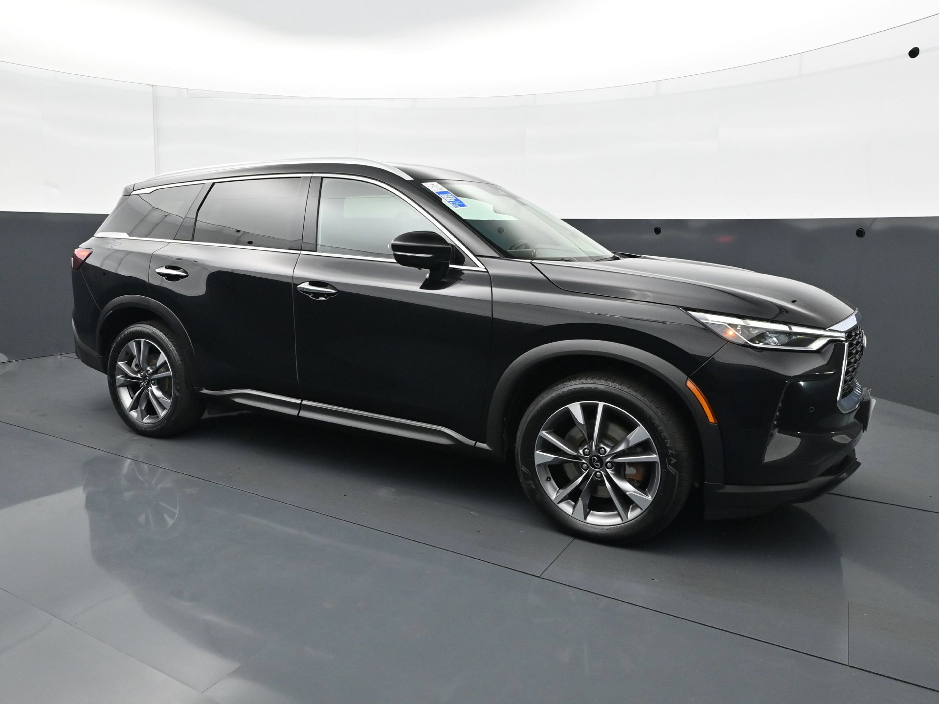 Used 2024 INFINITI QX60 Luxe AWD/4WD image 8