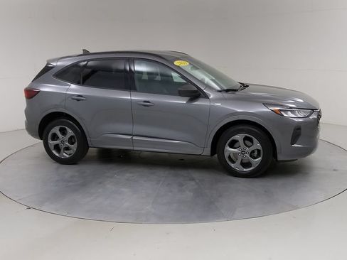 Certified 2023 Ford Escape ST-Line w/ Tech Pack #1 AWD/4WD image 11