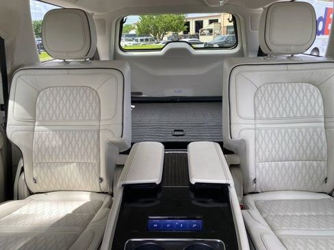 Used 2022 Lincoln Navigator L Black Label AWD/4WD image 41