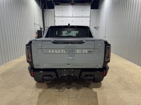 Used 2024 GMC Hummer EV 3X image 4