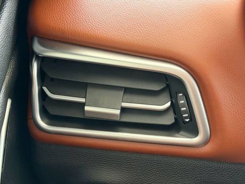 Used 2019 Maserati Ghibli S RWD image 26