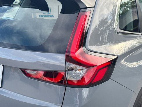 Certified 2024 Honda CR-V LX image 27