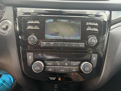 Used 2017 Nissan Rogue Sport SV w/ SV All-Weather Package image 46