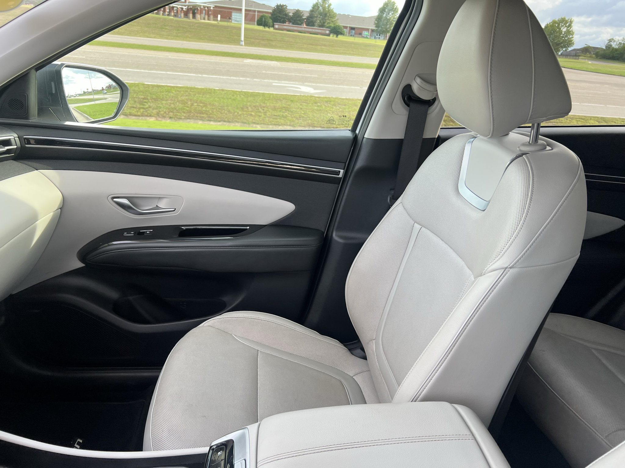 Used 2022 Hyundai Tucson SEL w/ Convenience + Premium Package FWD image 21