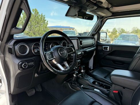 Used 2021 Jeep Wrangler Unlimited Sahara image 15