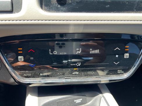 Used 2022 Honda HR-V EX image 17