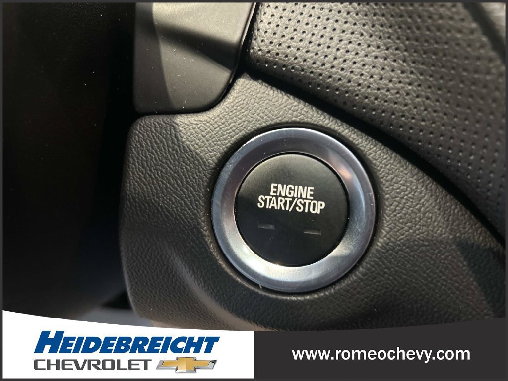 Used 2024 Chevrolet Equinox Premier AWD/4WD image 30
